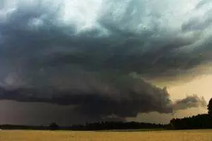 storm clouds in Colorado that could bring hail damage